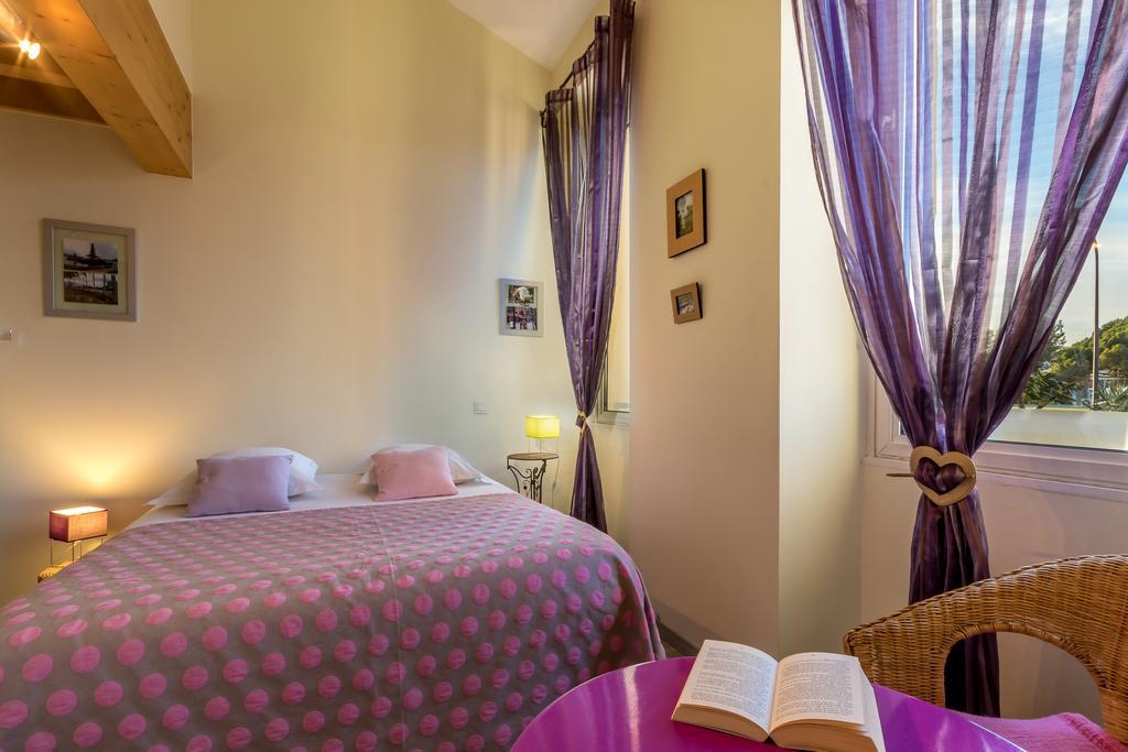 Les Chambres De Jeannette Marseilles Buitenkant foto